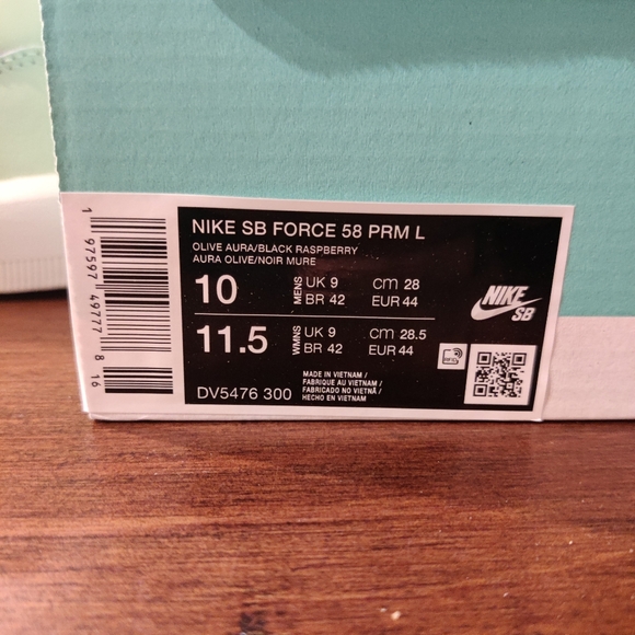 Nike | SB Force 58 Premium (DV5476-300) | Olive Aura & Black Raspberry - Picture 8 of 9